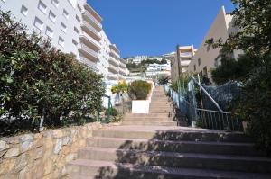 110820 ALGUER Apartment  Roses