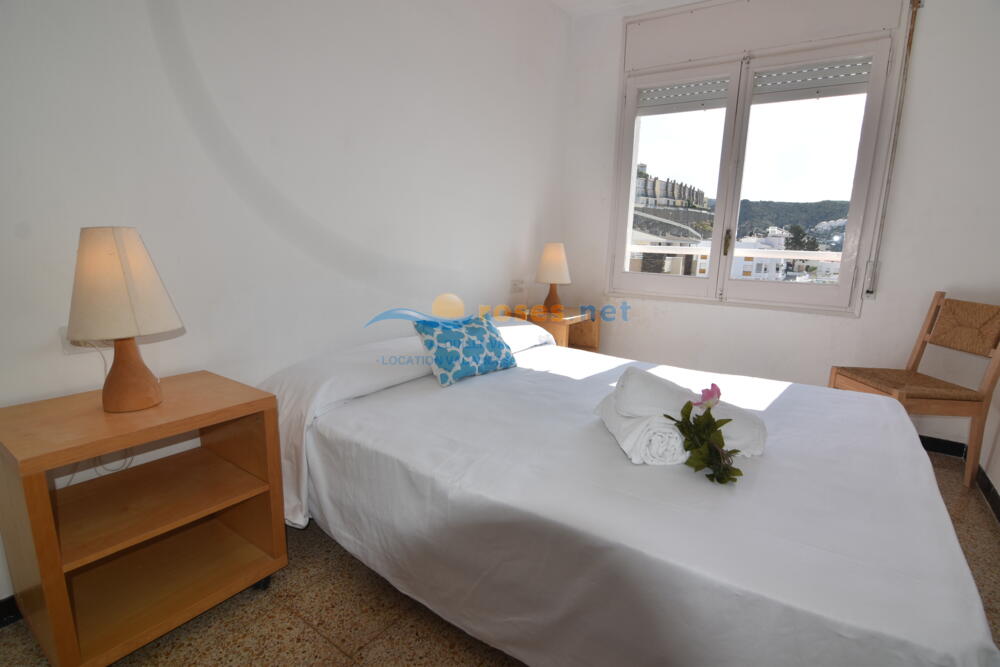 110820 ALGUER Apartment Roses 110820 ALGUER Apartment Roses