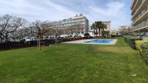 100128 MILENI BAJO VISTA MAR Apartment  Roses