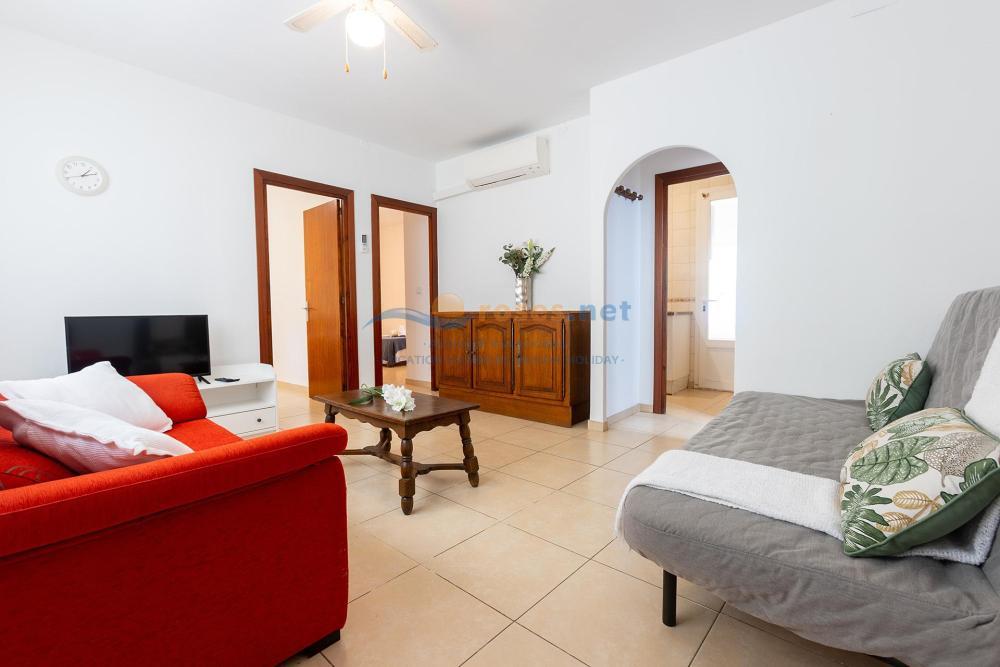 313037 MADRID 44 - BAJO Appartement Roses 313037 MADRID 44 - BAJO Appartement Roses