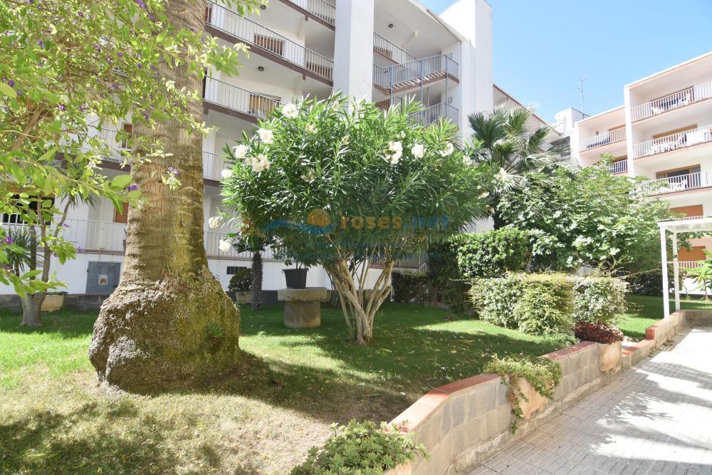 141370 LA SOLANA 2-68 Apartment Roses 141370 LA SOLANA 2-68 Apartment Roses