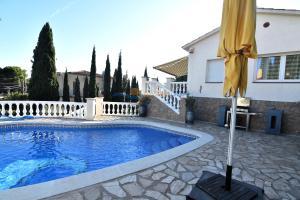 152990 CASA MORERE Einzelhaus / Villa  Roses