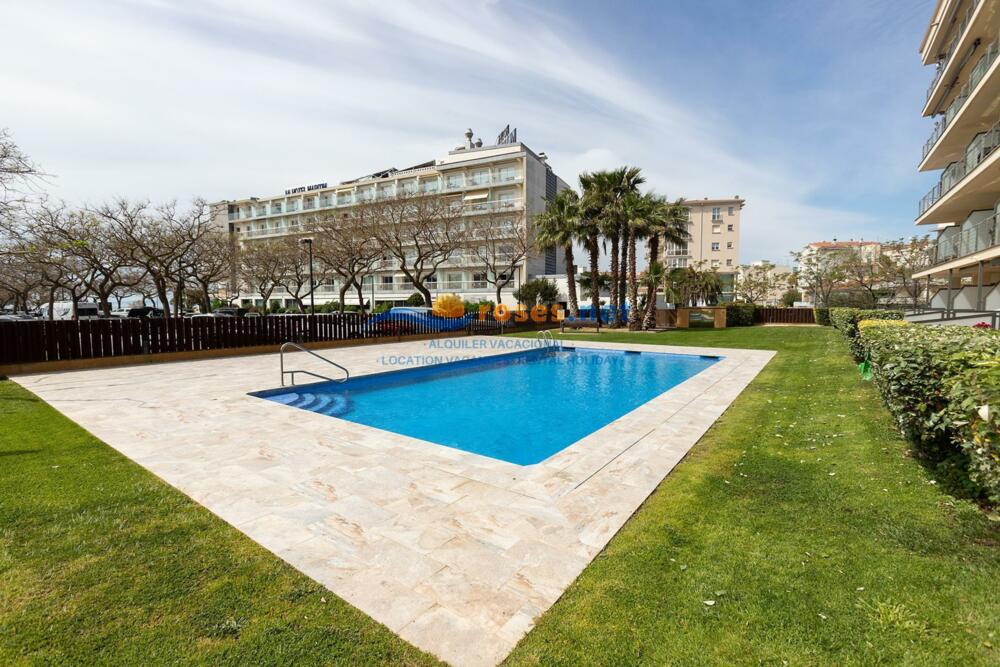 100128 MILENI BAJO VISTA MAR Apartment Roses 100128 MILENI BAJO VISTA MAR Apartment Roses