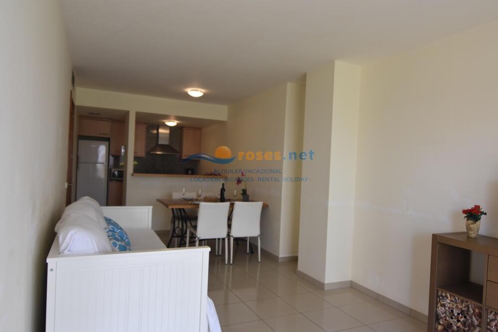 100130 MILENI BAJO II GAR Apartment Roses 100130 MILENI BAJO II GAR Apartment Roses