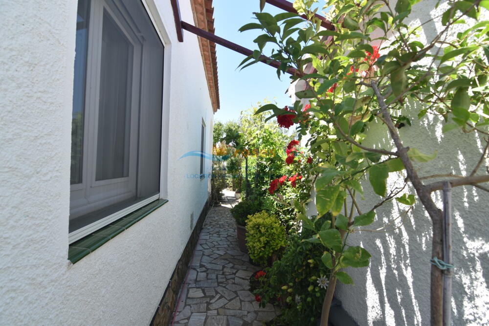 49 Cap Llarg 22 Casa aislada / Villa Santa Margarita Roses 49 Cap Llarg 22 Casa aislada / Villa Santa Margarita Roses