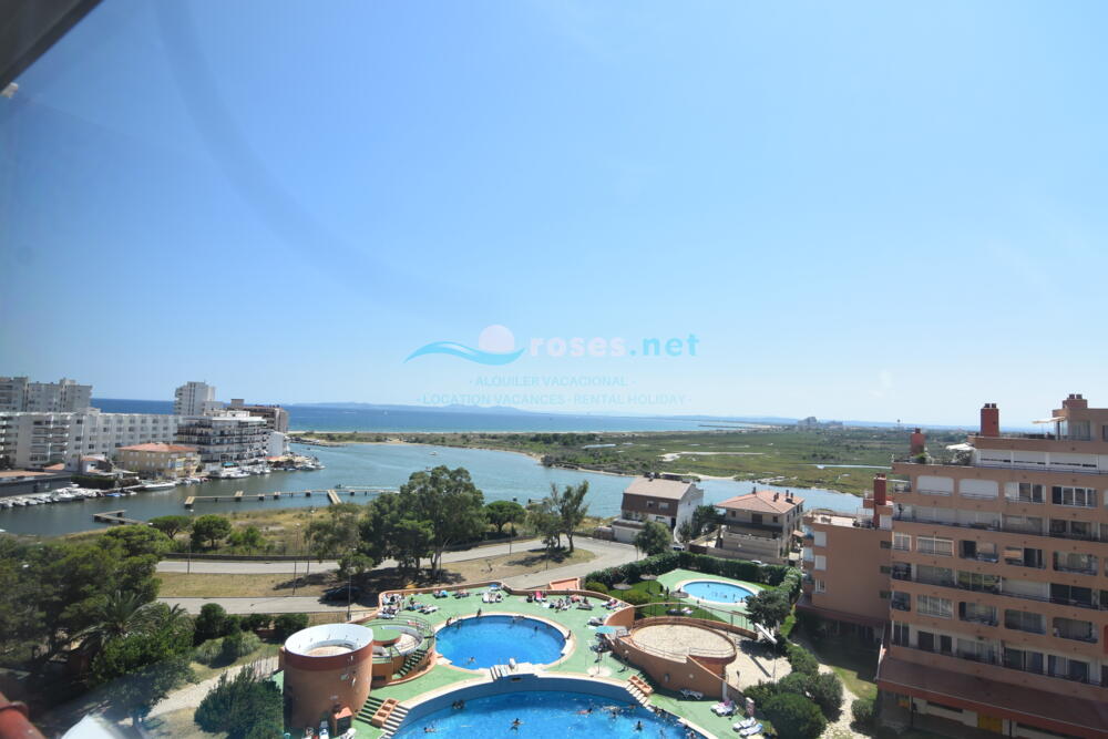 330330 600 TRAMUNTANA - 07-19 Studio-Apartment Roses 330330 600 TRAMUNTANA - 07-19 Studio-Apartment Roses