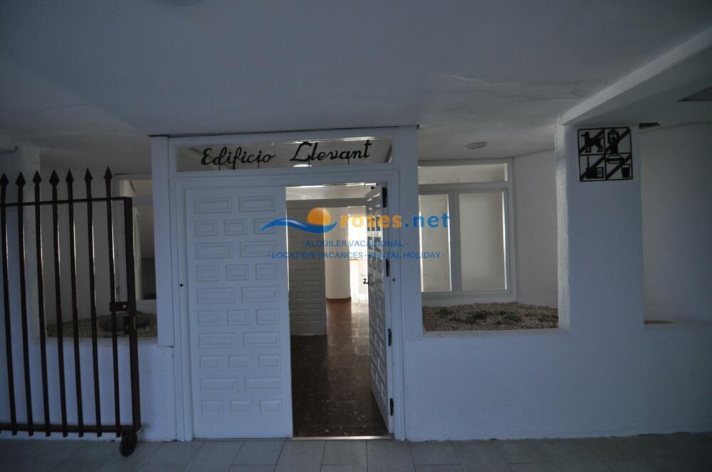329218 600 LLEVANT - 08-09 IBG B Studio-Apartment Roses 329218 600 LLEVANT - 08-09 IBG B Studio-Apartment Roses