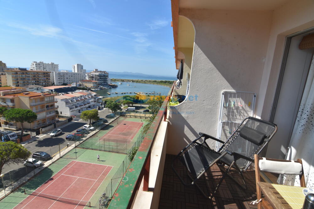 329220 600 LLEVANT - 06-08 Studio-Apartment Roses 329220 600 LLEVANT - 06-08 Studio-Apartment Roses