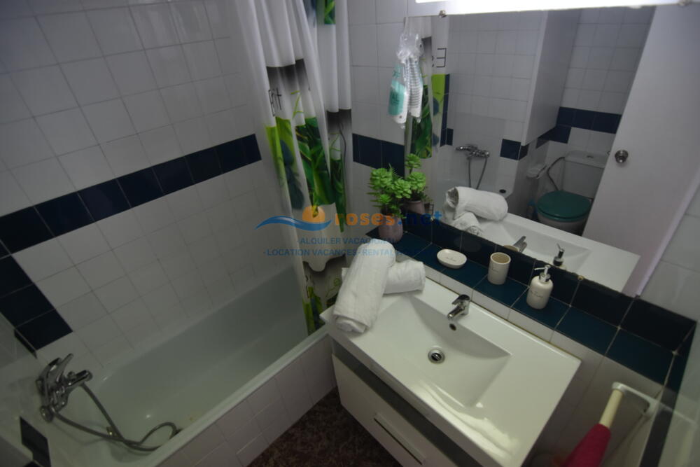 329220 600 LLEVANT - 06-08 Studio-Apartment Roses 329220 600 LLEVANT - 06-08 Studio-Apartment Roses