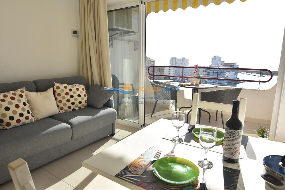 420929 600 TRAMUNTANA - 09-29 - TR42 Studio-Apartment Roses 420929 600 TRAMUNTANA - 09-29 - TR42 Studio-Apartment Roses