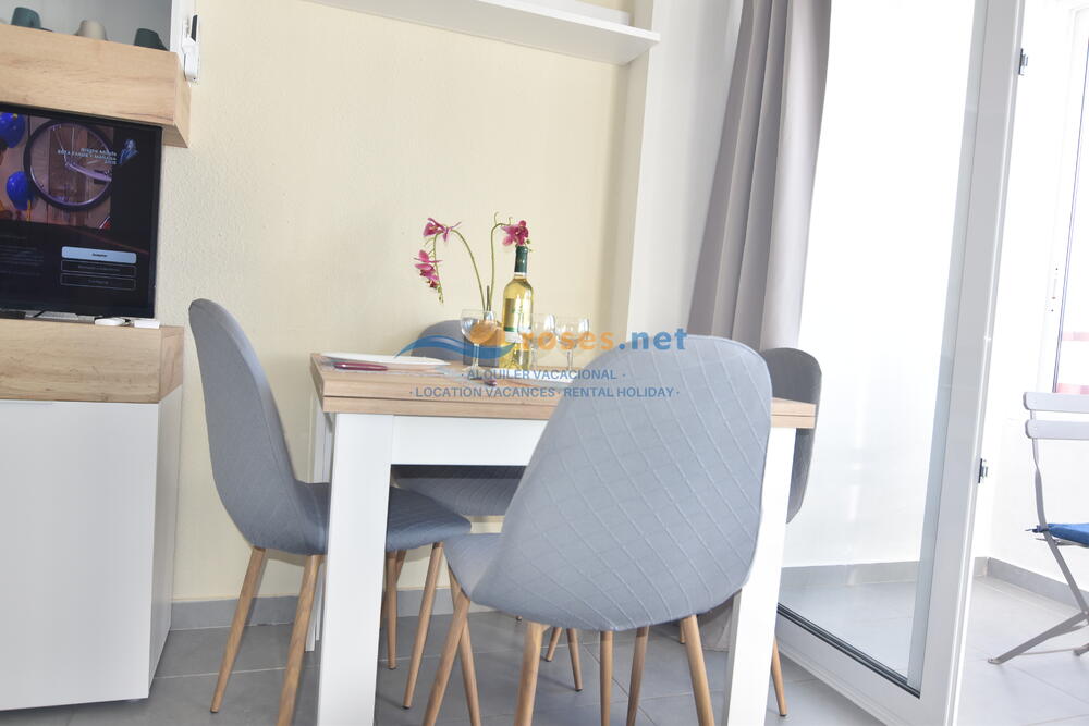 420455 600 GARBI - 04-55 TR42 Apartment Roses 420455 600 GARBI - 04-55 TR42 Apartment Roses