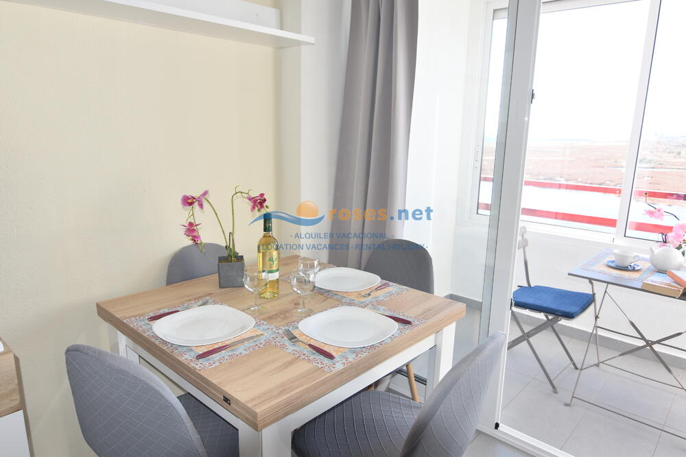 420455 600 GARBI - 04-55 TR42 Apartment Roses 420455 600 GARBI - 04-55 TR42 Apartment Roses