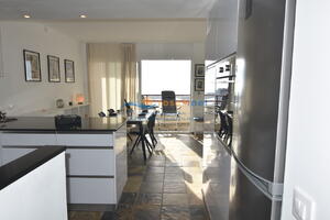 420835 600 XALOC 08-35 TR42  Apartment  Roses