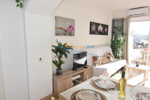 420312 600 LLEVANT 03-12 - TR42 Studio-Apartment  Roses