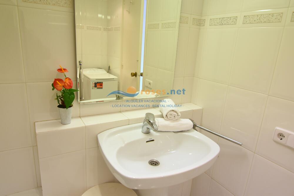 420409 600 LLEVANT 04-09 - NH Apartamento Roses 420409 600 LLEVANT 04-09 - NH Apartamento Roses