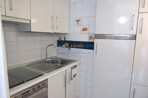 420409 600 LLEVANT 04-09 - NH Apartament  Roses