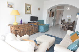 420409 600 LLEVANT 04-09 - NH Apartament  Roses