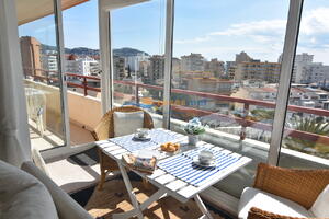 420409 600 LLEVANT 04-09 - NH Apartament  Roses