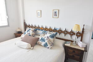 420409 600 LLEVANT 04-09 - NH Apartament  Roses