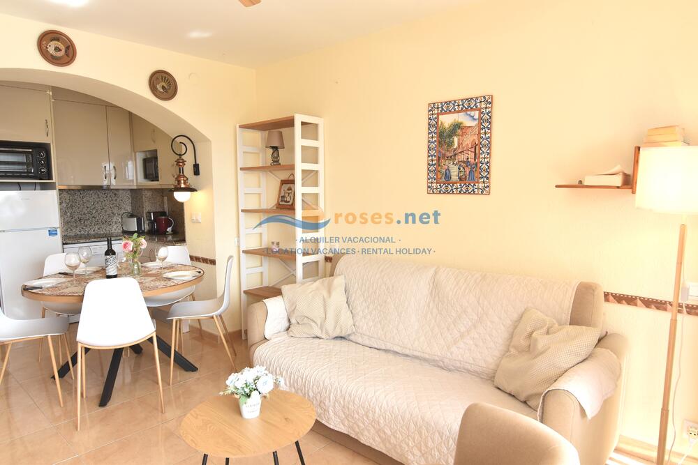 420221 600 TRAMUNTANA - 02-21 - TR42 Apartamento Roses 420221 600 TRAMUNTANA - 02-21 - TR42 Apartamento Roses