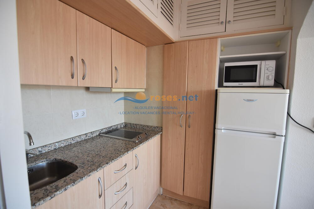 420406 600 LLEVANT 04-06 A - TR42 Studio-Apartment Roses 420406 600 LLEVANT 04-06 A - TR42 Studio-Apartment Roses
