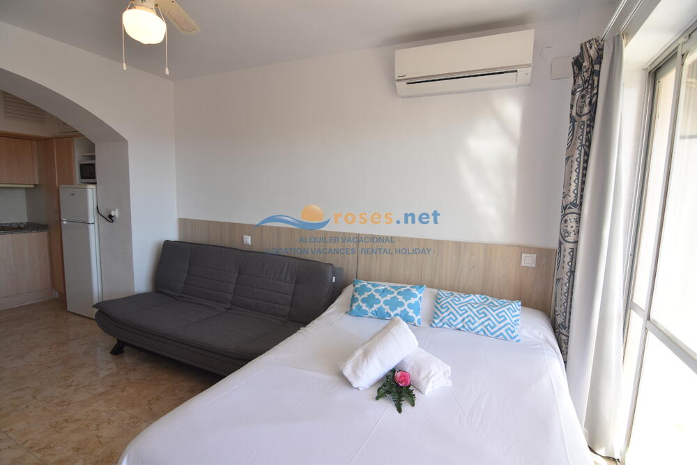 420406 600 LLEVANT 04-06 A - TR42 Studio-Apartment Roses 420406 600 LLEVANT 04-06 A - TR42 Studio-Apartment Roses