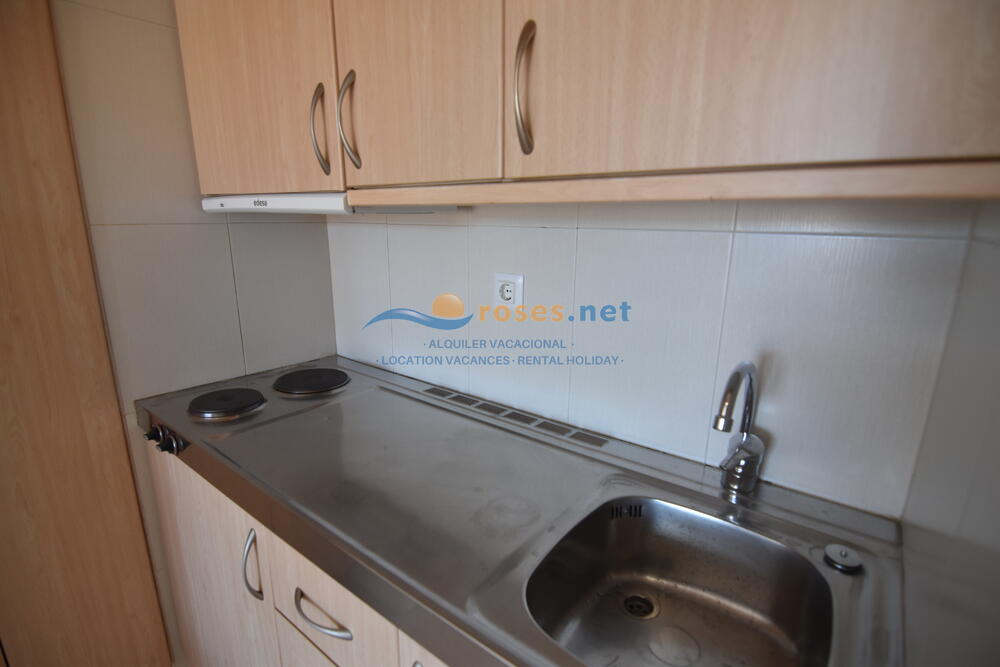 420407 600 LLEVANT 04-06 B - TR42 Studio-Apartment Roses 420407 600 LLEVANT 04-06 B - TR42 Studio-Apartment Roses