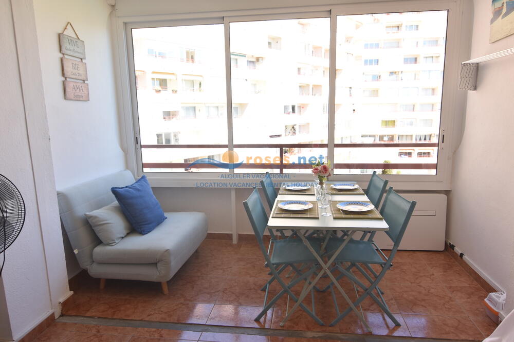 420441 600 GARBI 04-41 - TR42 Studio-Apartment Roses 420441 600 GARBI 04-41 - TR42 Studio-Apartment Roses