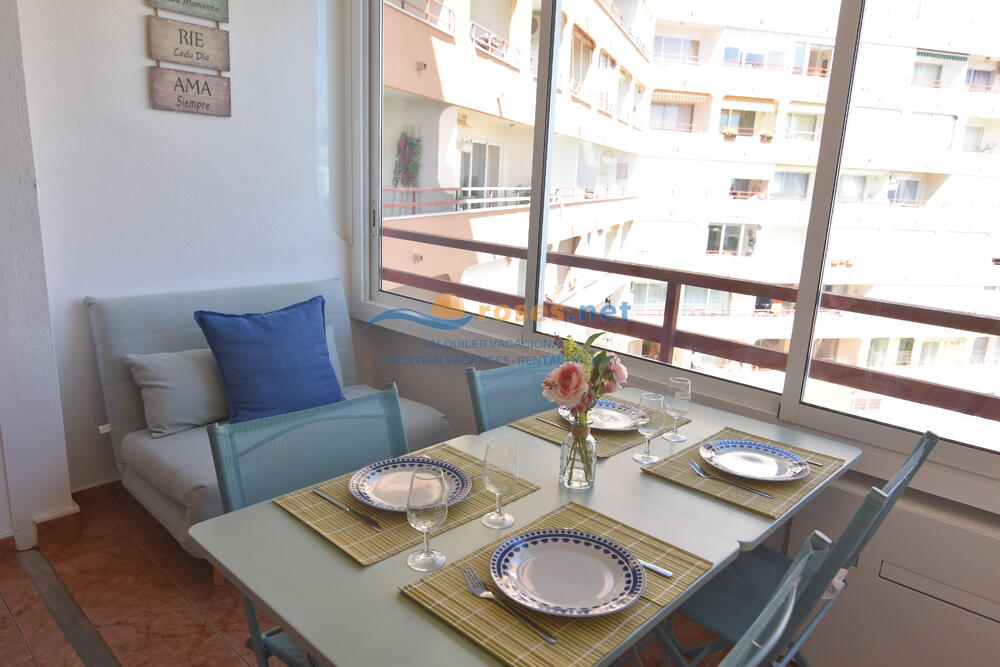 420441 600 GARBI 04-41 - TR42 Studio-Apartment Roses 420441 600 GARBI 04-41 - TR42 Studio-Apartment Roses