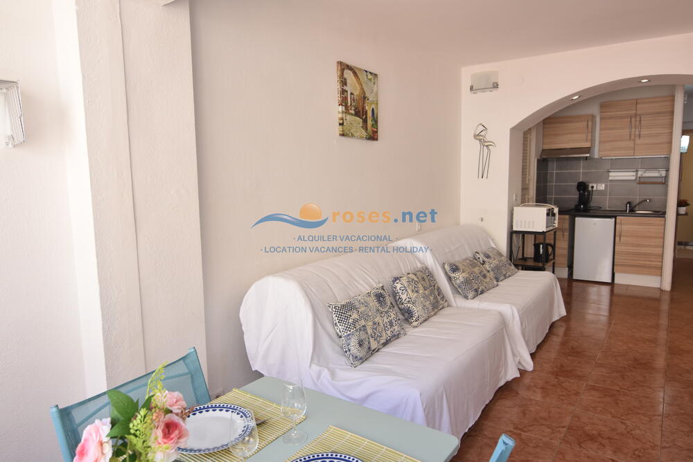 420441 600 GARBI 04-41 - TR42 Studio-Apartment Roses 420441 600 GARBI 04-41 - TR42 Studio-Apartment Roses