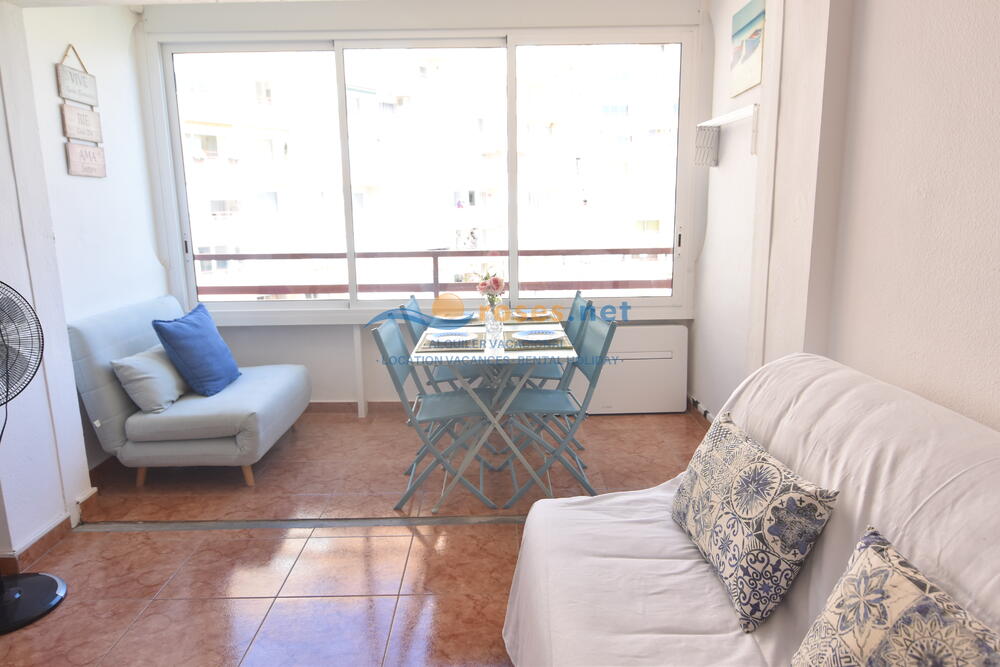 420441 600 GARBI 04-41 - TR42 Studio-Apartment Roses 420441 600 GARBI 04-41 - TR42 Studio-Apartment Roses