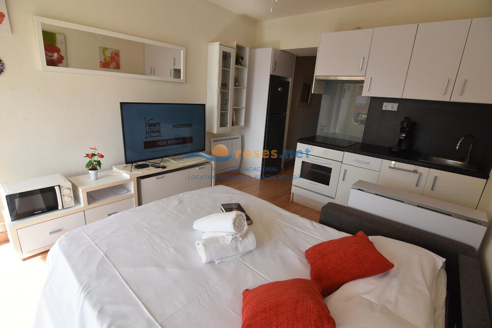 420539 600 XALOC 05-39 - TR42 Studio-Apartment Roses 420539 600 XALOC 05-39 - TR42 Studio-Apartment Roses