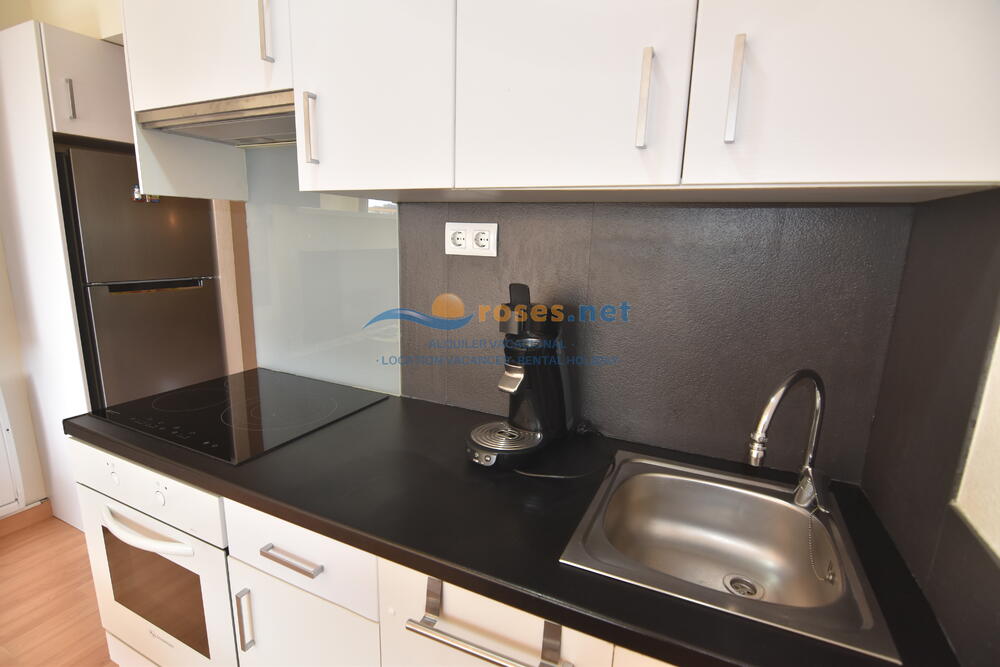 420539 600 XALOC 05-39 - TR42 Studio-Apartment Roses 420539 600 XALOC 05-39 - TR42 Studio-Apartment Roses