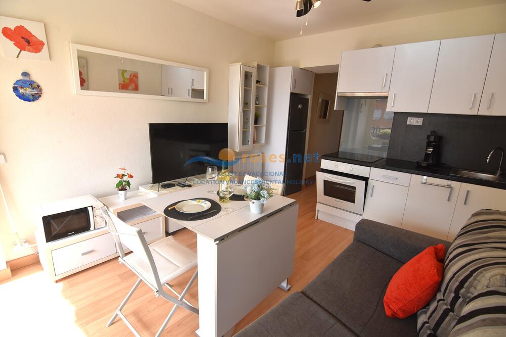 420539 600 XALOC 05-39 - TR42 Studio-Apartment Roses 420539 600 XALOC 05-39 - TR42 Studio-Apartment Roses