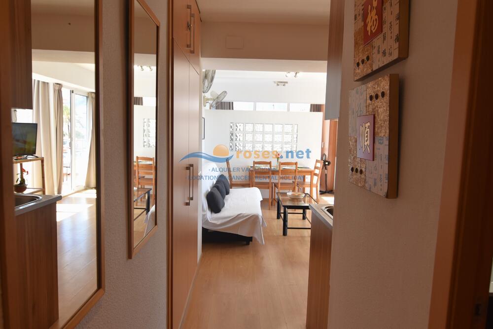 420140 600 GARBI 01-40 - TR42 Studio-Apartment Roses 420140 600 GARBI 01-40 - TR42 Studio-Apartment Roses