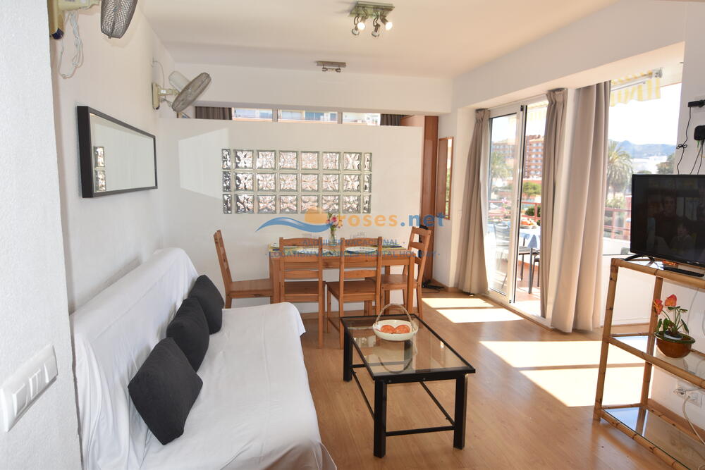 420140 600 GARBI 01-40 - TR42 Studio-Apartment Roses 420140 600 GARBI 01-40 - TR42 Studio-Apartment Roses