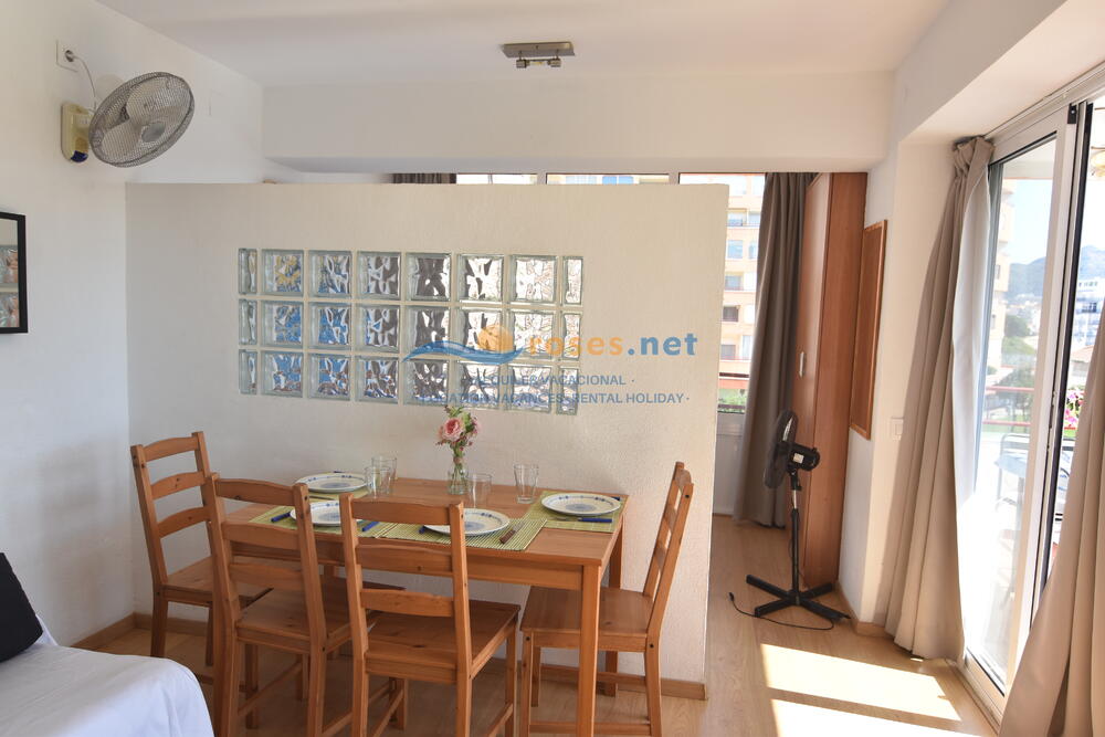 420140 600 GARBI 01-40 - TR42 Studio-Apartment Roses 420140 600 GARBI 01-40 - TR42 Studio-Apartment Roses