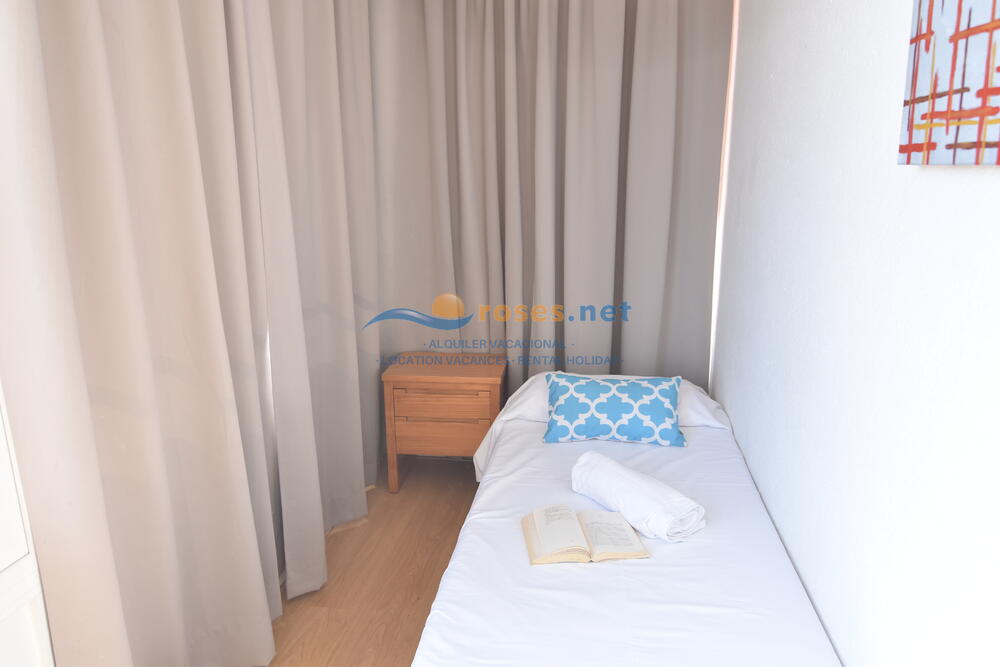 420140 600 GARBI 01-40 - TR42 Studio-Apartment Roses 420140 600 GARBI 01-40 - TR42 Studio-Apartment Roses