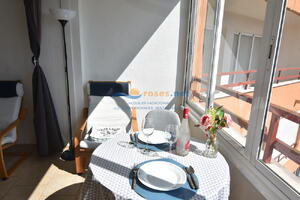 600837 600 XALOC - 08-37 - TR42 Studio-Apartment  Roses