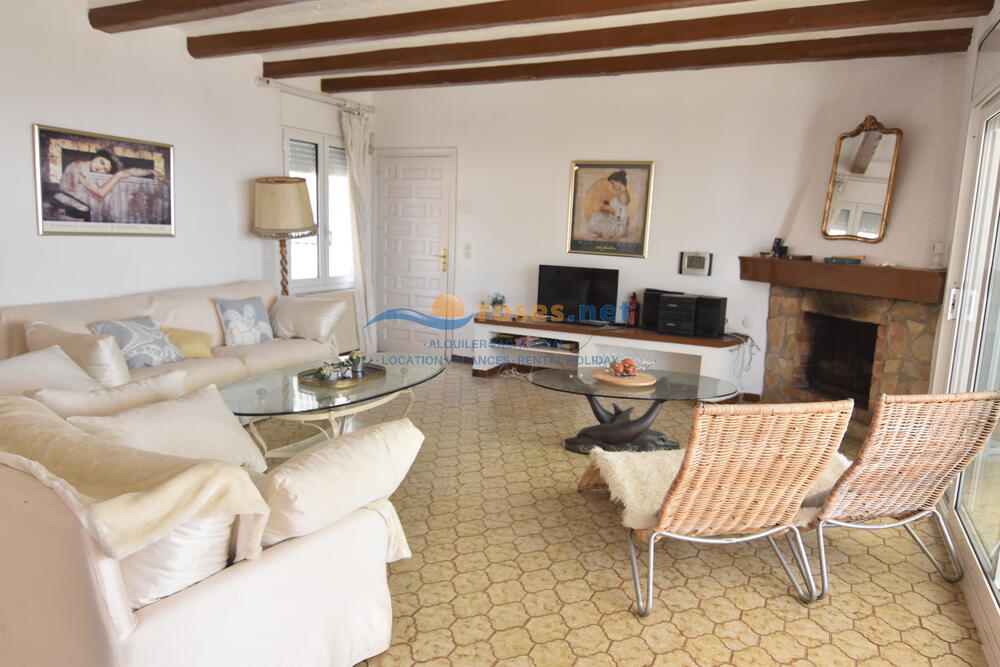 991416 MAS FUMATS SCHNELL Villa privée / Villa Roses 991416 MAS FUMATS SCHNELL Villa privée / Villa Roses
