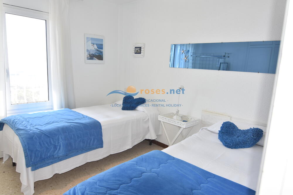 991416 MAS FUMATS SCHNELL Villa privée / Villa Roses 991416 MAS FUMATS SCHNELL Villa privée / Villa Roses