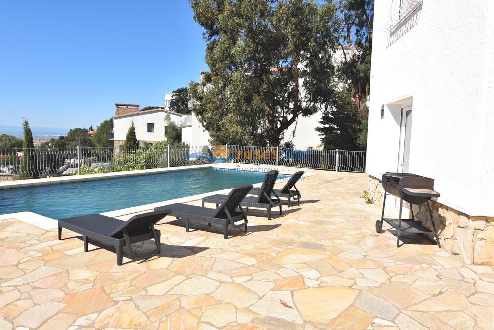 991416 CASA MAS FUMATS SCHNELL Villa privée / Villa Roses 991416 CASA MAS FUMATS SCHNELL Villa privée / Villa Roses