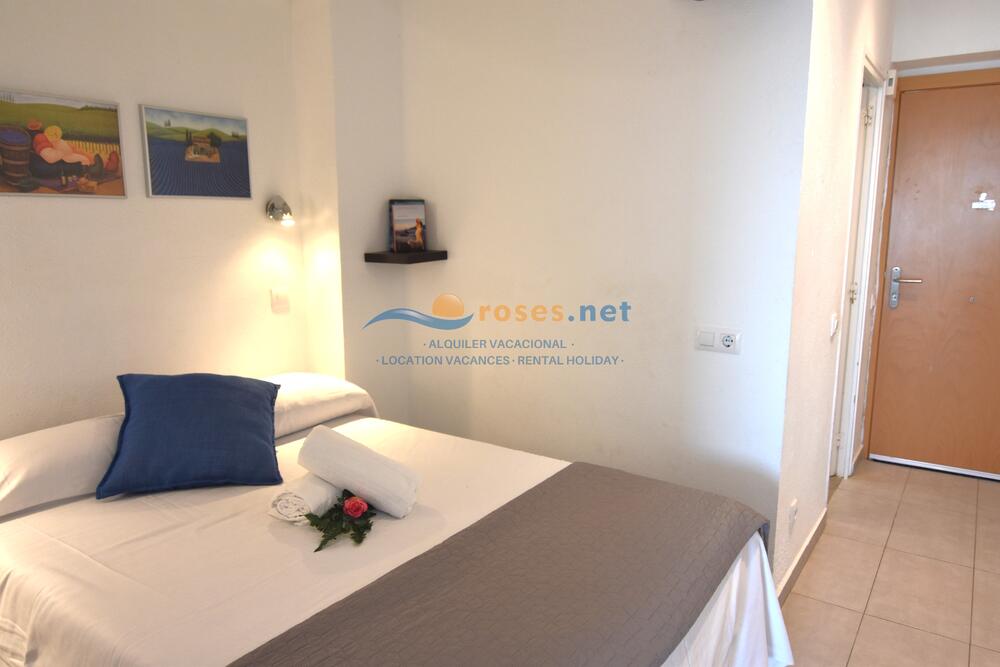 420534 600 XALOC - 05-34 - TR42 Studio-Apartment Roses 420534 600 XALOC - 05-34 - TR42 Studio-Apartment Roses