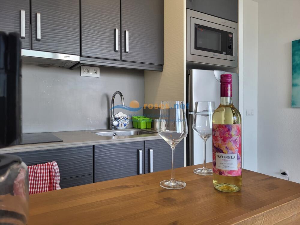 420534 600 XALOC - 05-34 - TR42 Studio-Apartment Roses 420534 600 XALOC - 05-34 - TR42 Studio-Apartment Roses