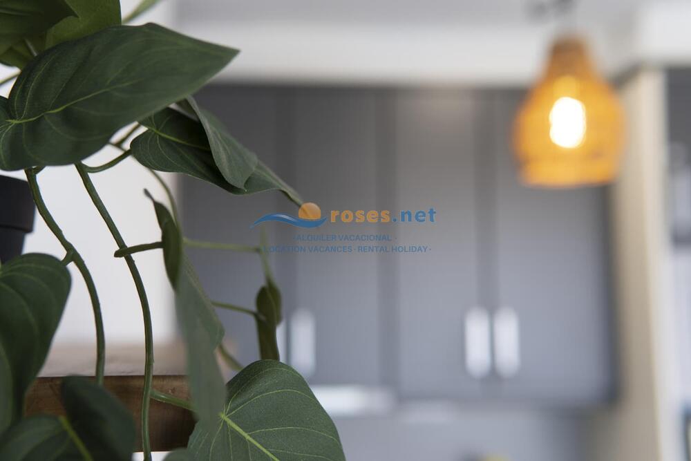 420534 600 XALOC - 05-34 - TR42 Studio-Apartment Roses 420534 600 XALOC - 05-34 - TR42 Studio-Apartment Roses