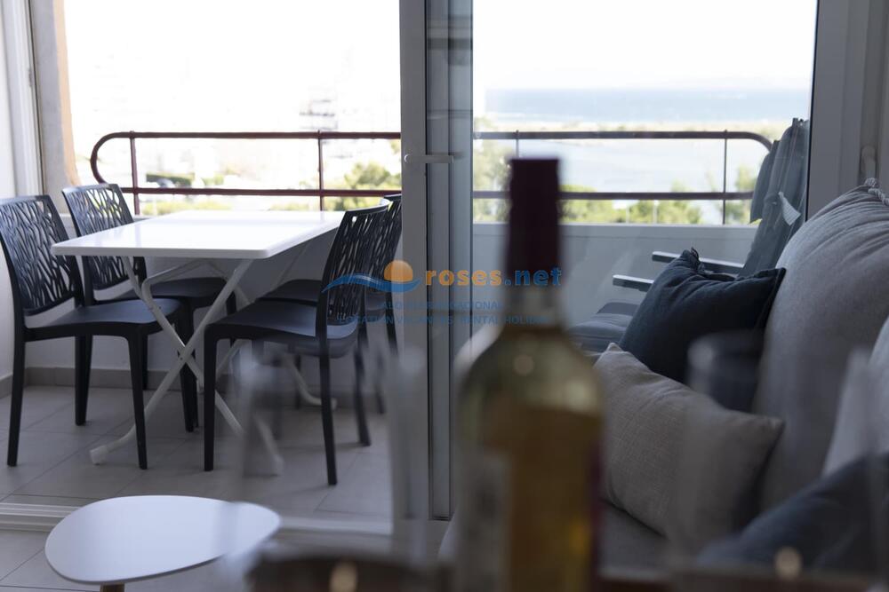 420534 600 XALOC - 05-34 - TR42 Studio-Apartment Roses 420534 600 XALOC - 05-34 - TR42 Studio-Apartment Roses