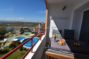 420710 600 LLEVANT 07-10 - TR42 - NHT Apartment  Roses