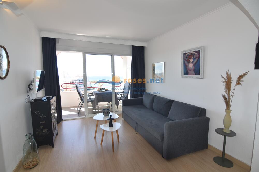 420710 600 LLEVANT 07-10 - TR42 - NHT Apartment Roses 420710 600 LLEVANT 07-10 - TR42 - NHT Apartment Roses