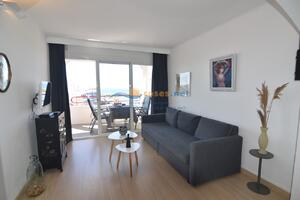 420710 600 LLEVANT 07-10 - TR42 - NHT Apartment  Roses