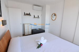 420710 600 LLEVANT 07-10 - TR42 - NHT Apartment  Roses